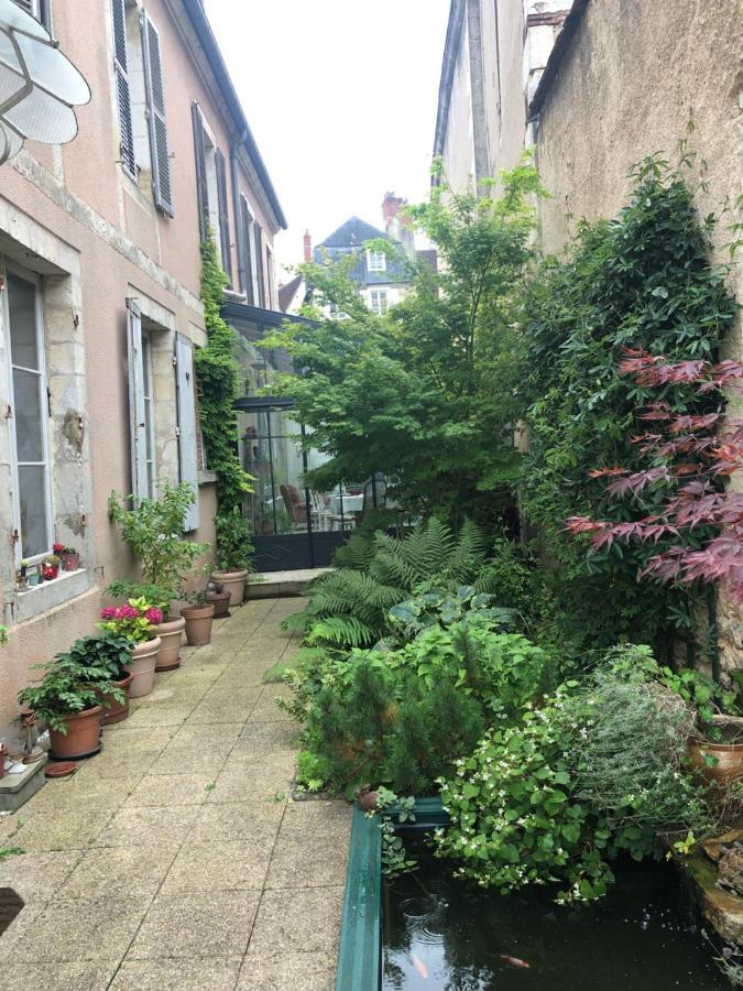 Home Sweet Home Garden Bourges Esterno foto